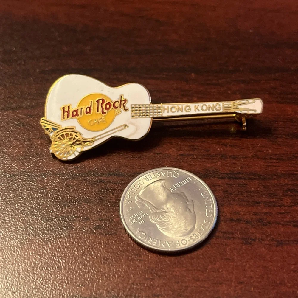 Hard‎ Rock Cafe Hong Kong Rickshaw Guitar Lapel Hat Pin
